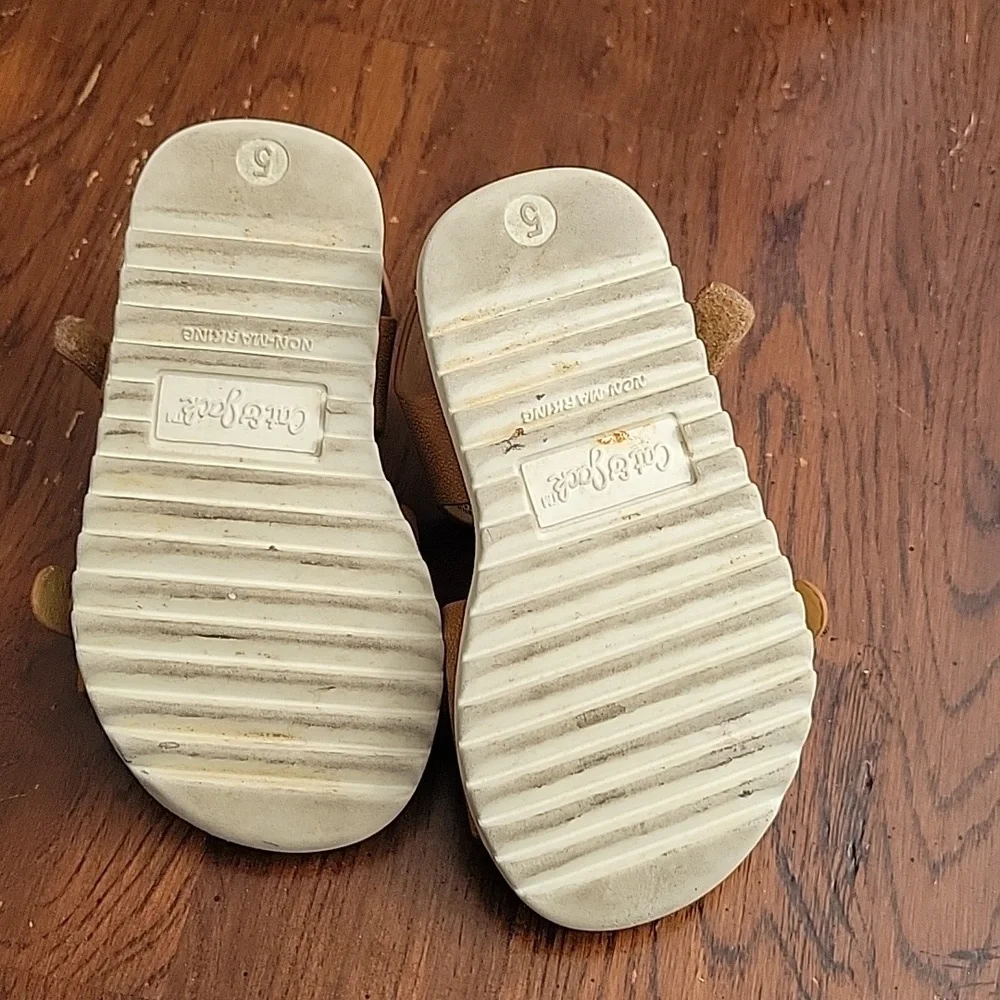 2 pair little girls size 5 sandals - Picture 7 of 7